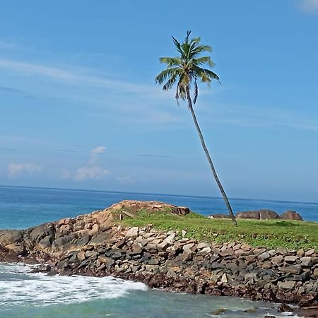 Sunset Beach Villa Galle Exterior photo